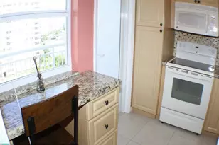 201 N Ocean Blvd, Pompano Beach, FL 33062 - Photo 10