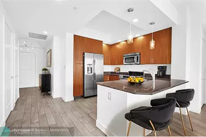 315 NE 3rd Ave, Unit #805, Fort Lauderdale, FL 33301 - Photo 4