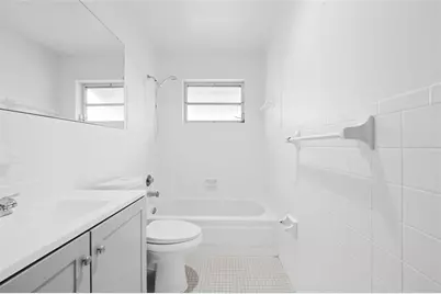 7005 NW 11th St, Margate, FL 33063 - Photo 24