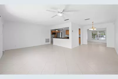 7005 NW 11th St, Margate, FL 33063 - Photo 18