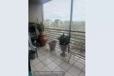 1000  Colony Point Cir, Unit #422, Pembroke Pines, FL 33026 - Photo 6