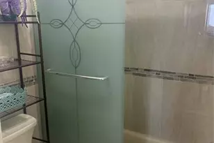 1000 Colony Point Cir, Pembroke Pines, FL 33026 - Photo 12