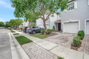 8713 Cypress Walk Ct, Tamarac, FL 33321 - Photo 1