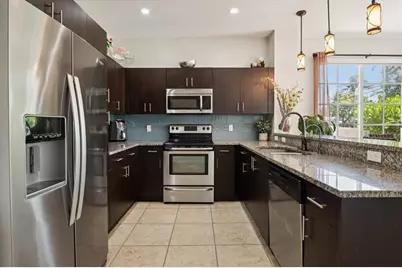 2325 SE 5th St, Pompano Beach, FL 33062 - Photo 10