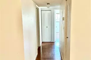 10429 E Clairmont Cir, Tamarac, FL 33321 - Photo 4