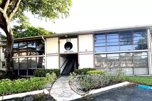 10429 E Clairmont Cir, Tamarac, FL 33321 - Photo 12