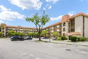 6201 N Falls Cir Dr, Lauderhill, FL 33319 - Photo 10