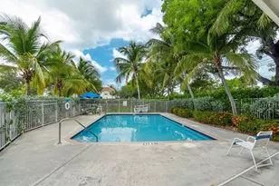 8244 Prestige Commons Dr, Tamarac, FL 33321 - Photo 32