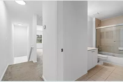 8244  Prestige Commons Dr, Tamarac, FL 33321 - Photo 18