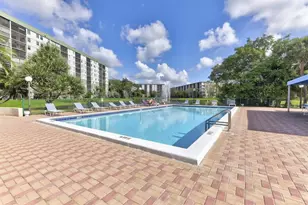 2112 S Cypress Bend Dr, Pompano Beach, FL 33069 - Photo 48