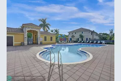 9637  Watercrest Isle, Parkland, FL 33076 - Photo 58