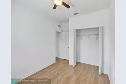 9637  Watercrest Isle, Parkland, FL 33076 - Photo 30