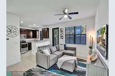 9637  Watercrest Isle, Parkland, FL 33076 - Photo 14