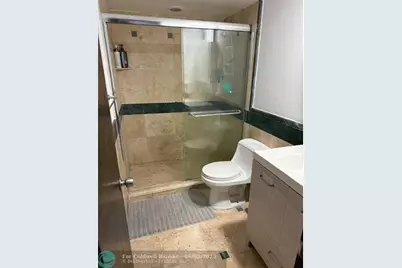 1833 S Ocean Dr, Unit #1209, Hallandale Beach, FL 33009 - Photo 8