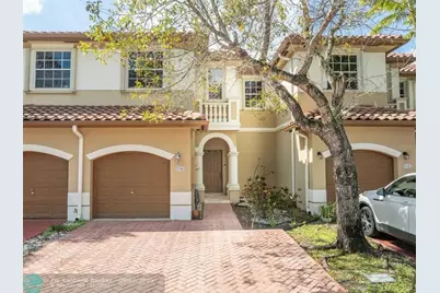 5048 SW 136th Ave, Miramar, FL 33027 - Photo 2