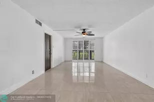 8941 S Hollybrook Blvd, Pembroke Pines, FL 33025 - Photo 20