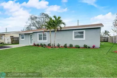 520 SW 13th Pl, Deerfield Beach, FL 33441 - Photo 4