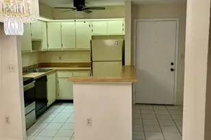 9384 S Belfort Cir, Tamarac, FL 33321 - Photo 8