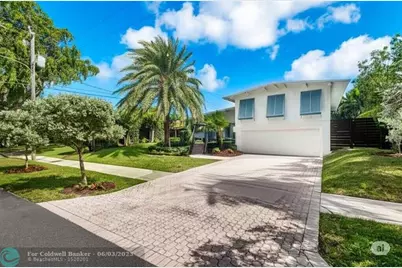1936  Harbour Inlet Dr, Fort Lauderdale, FL 33316 - Photo 2