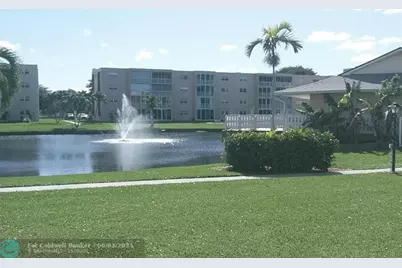 206 SE 10th St, Unit #302, Dania Beach, FL 33004 - Photo 2