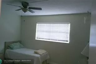 206 SE 10th St, Dania Beach, FL 33004 - Photo 12