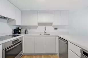 2301 Collins Ave, Miami Beach, FL 33139 - Photo 4