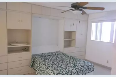 465  Paradise Isle Blvd, Unit #307, Hallandale Beach, FL 33009 - Photo 10