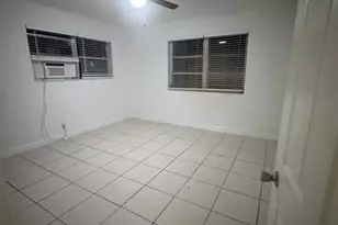 107 SW 18th Ave, Fort Lauderdale, FL 33312 - Photo 10