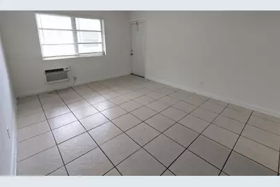 107 SW 18th Ave, Unit #8, Fort Lauderdale, FL 33312 - Photo 8