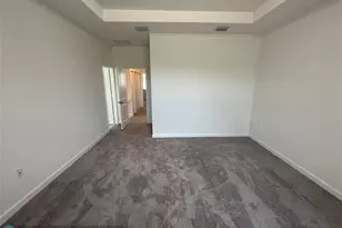 2437 NW 131st Cir, Miami, FL 33167 - Photo 10