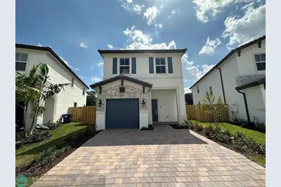 2437 NW 131st Cir, Miami, FL 33167 - Photo 1