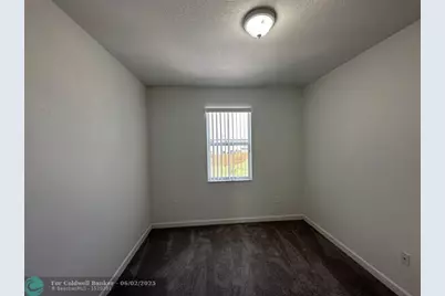 2437 NW 131st Cir, Miami, FL 33167 - Photo 18