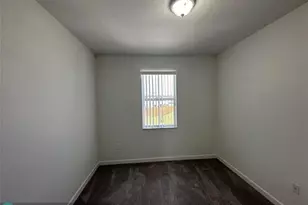 2437 NW 131st Cir, Miami, FL 33167 - Photo 18