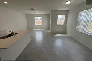 2437 NW 131st Cir, Miami, FL 33167 - Photo 4