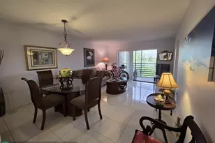 10442 Sunrise Lakes Blvd, Sunrise, FL 33322 - Photo 24