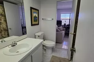 10442 Sunrise Lakes Blvd, Sunrise, FL 33322 - Photo 14