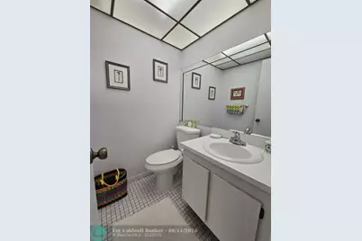 10442  Sunrise Lakes Blvd, Unit #310, Sunrise, FL 33322 - Photo 10