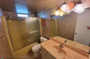 230 NE 26th Ave, Boynton Beach, FL 33435 - Photo 12