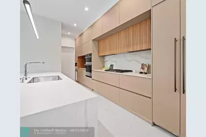 1404 NE 5th St, Fort Lauderdale, FL 33301 - Photo 8