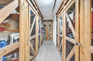 5860 NW 64th Ave, Tamarac, FL 33319 - Photo 20