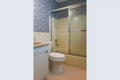8415 NW 59th Pl, Tamarac, FL 33321 - Photo 10