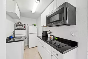 1719 Poinsettia Dr, Fort Lauderdale, FL 33305 - Photo 52