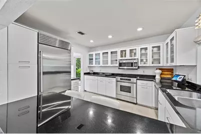 1719  Poinsettia Dr, Fort Lauderdale, FL 33305 - Photo 20