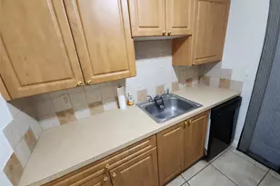 2607 NE 8th Ave, Wilton Manors, FL 33334 - Photo 28