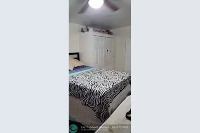 2441 NW 104th St, Miami, FL 33147 - Photo 20