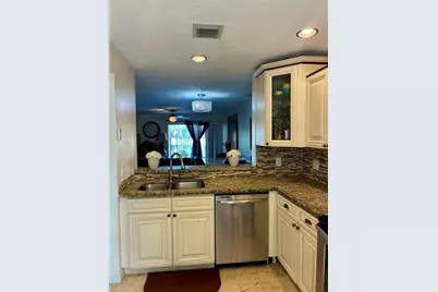 2058  Champions Way, Unit #2058, North Lauderdale, FL 33068 - Photo 8