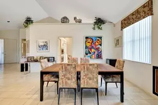 11917 Fountainside Cir, Boynton Beach, FL 33437 - Photo 4