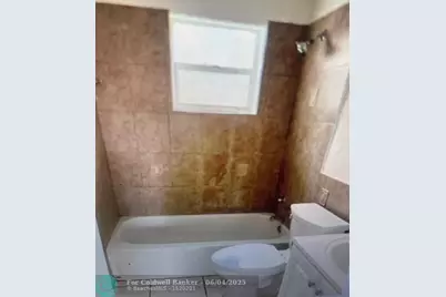 3031 NW 4th St, Pompano Beach, FL 33069 - Photo 2