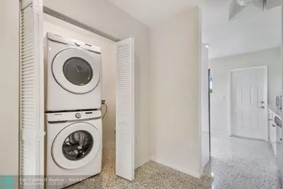 1001 NE 80 St, Unit #4, Miami, FL 33138 - Photo 22