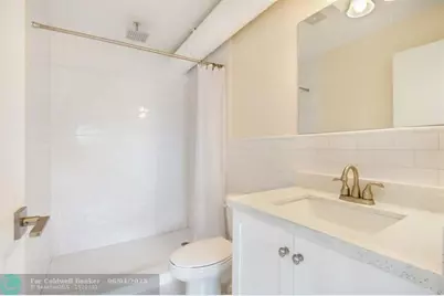 1001 NE 80 St, Unit #4, Miami, FL 33138 - Photo 12
